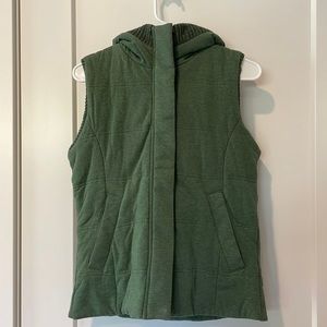 Women’s The North Face Green Vest - Size Small